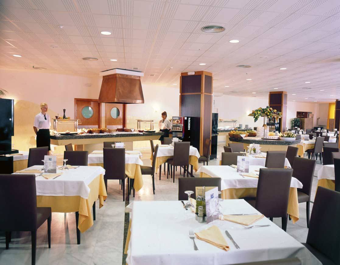 Hotel Rh Arena Gandía Dış mekan fotoğraf
